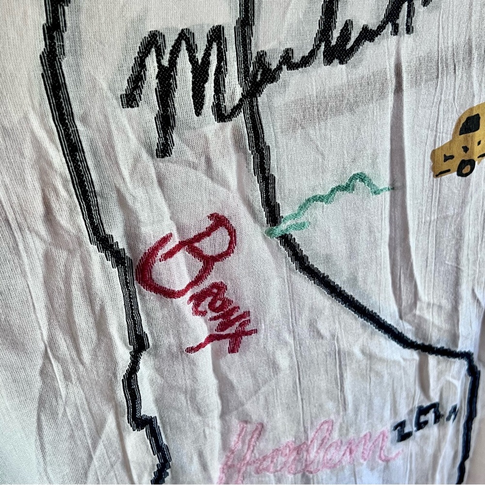 Subway Graffiti Map Scarf - Picture 4 of 6